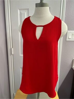 MINE Bright Red Keyhole Front and Back Sleeveless Career Camisole Size Small